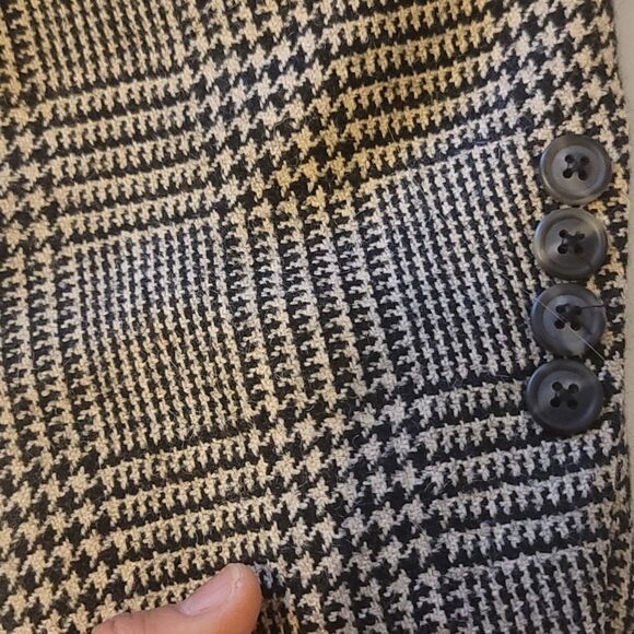 Burberry's vintage plaid blazer - Picture 14 of 16